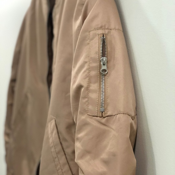 Gold Bomber Jacket - Picture 5 of 6